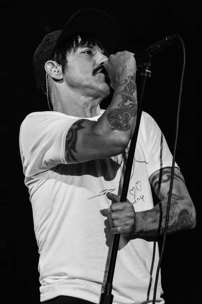 Anthony Kiedis. 