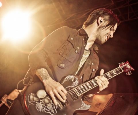 Jerry Horton von Papa Roach