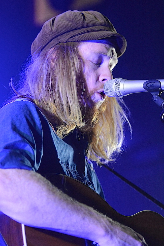 Stu Larsen ist Tourbusfahrer, bester Freund ...