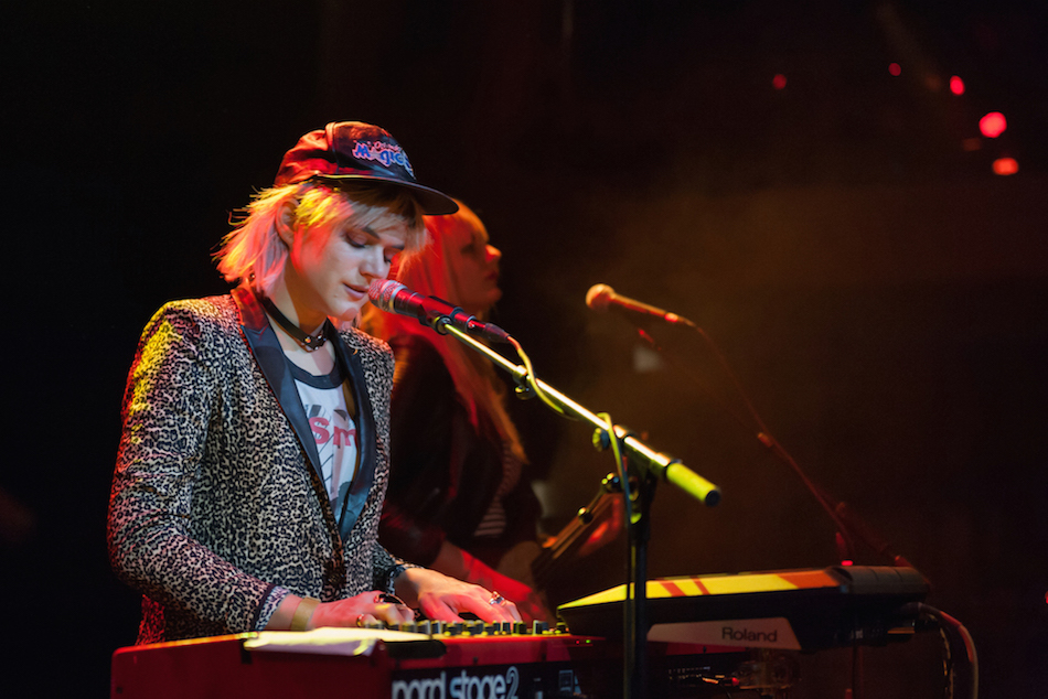 SoKo und ihre Band im Mascotte.