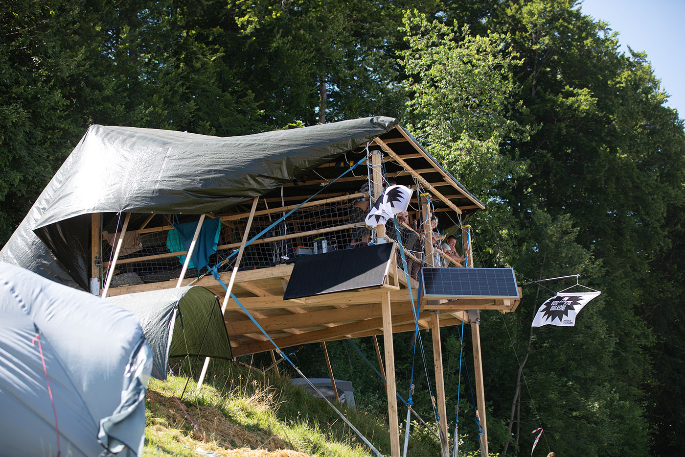 Das medial berühmt gewordne temporäre Zuhause einiger Openair-Fans.