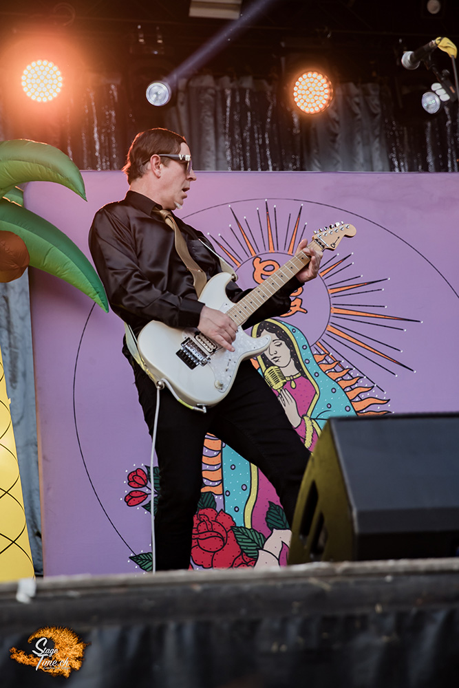 Me First and the Gimme Gimmes