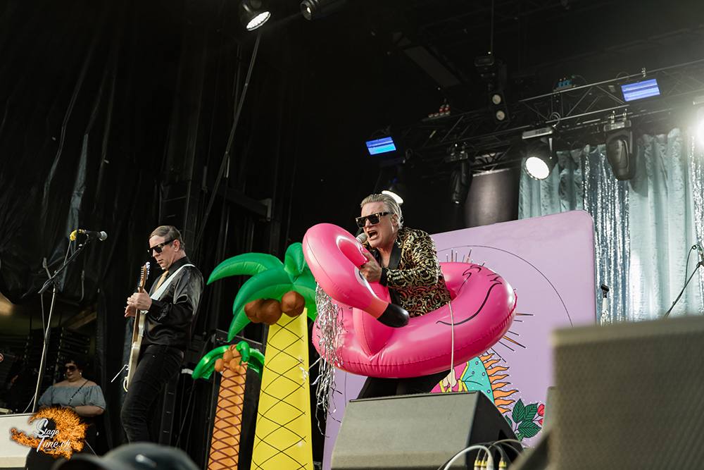 Me First and the Gimme Gimmes