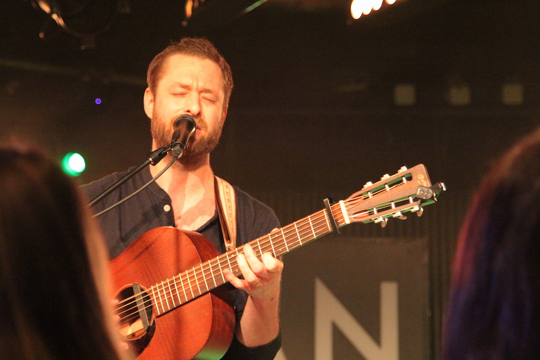 Etienne Merula spielte Songs zwischen Folk und Americana. 