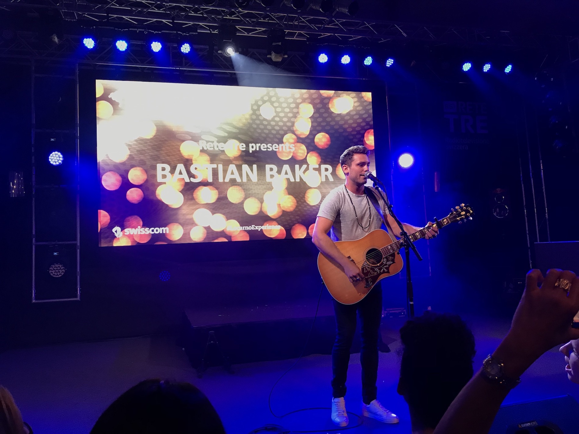 Special Guest bei der Abschlussfeier: Bastian Baker.